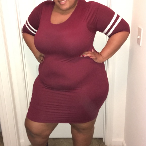 Absolutely Dresses & Skirts - 💞LAST 1 💞2X Burgundy and white fitted dress NWT